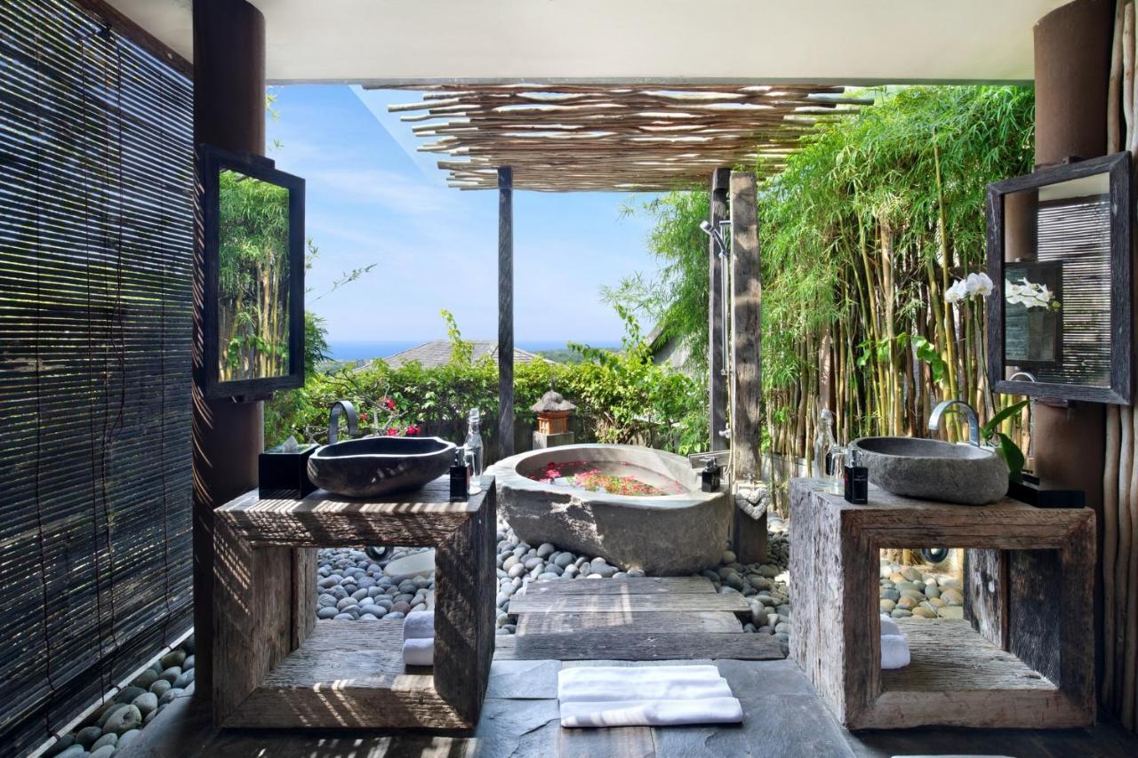Hidden Hills - Small Luxury Of The World *