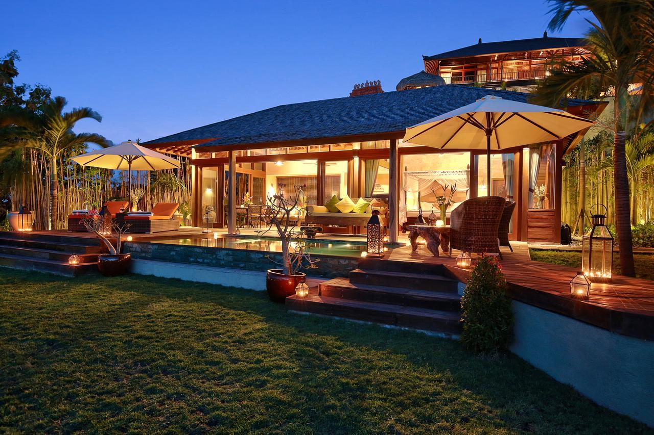 Hidden Hills - Small Luxury Of The World Villa